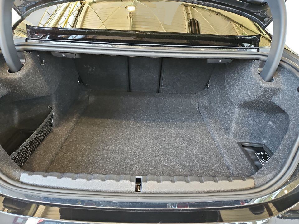 BMW M4 Competition - foto 16