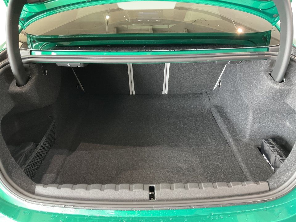 BMW M4 Competition - foto 11