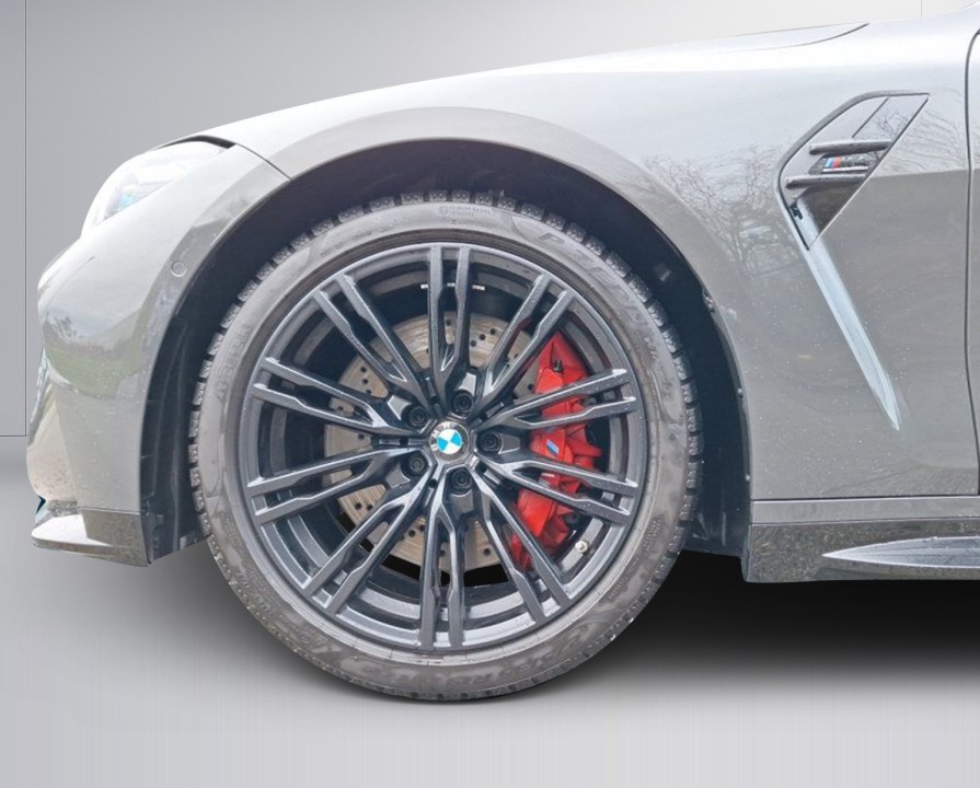 BMW M4 Competition - foto 16