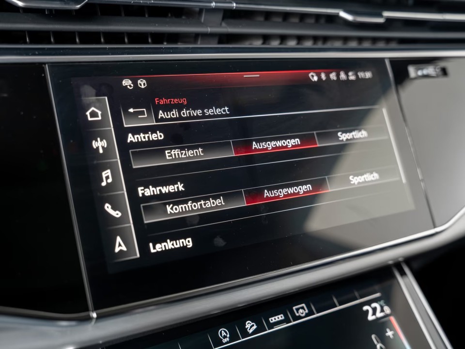 Audi Q8 50TDI quattro tiptronic S-Line - foto 12