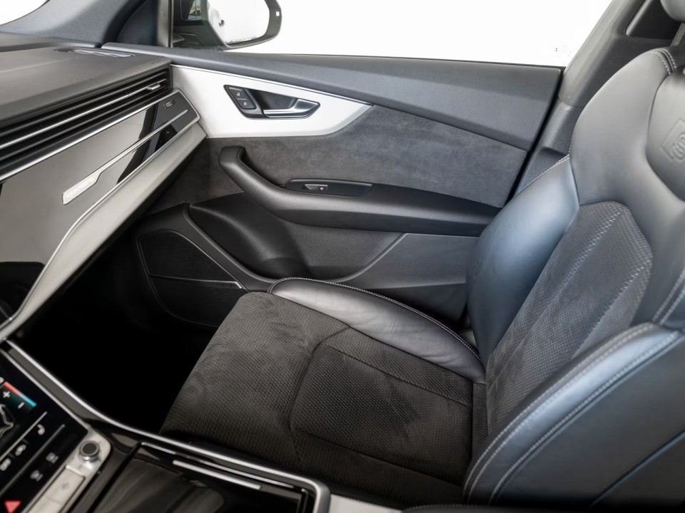Audi Q8 50TDI quattro tiptronic S-Line - foto 16