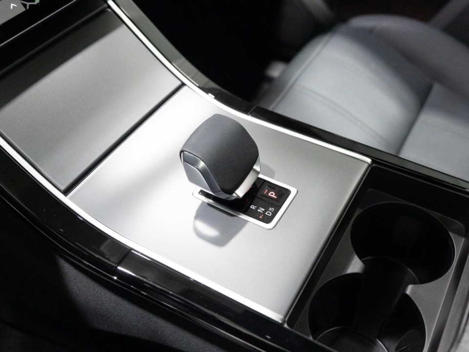 Land Rover Range Rover Velar D300 DYNAMIC HSE - foto 17