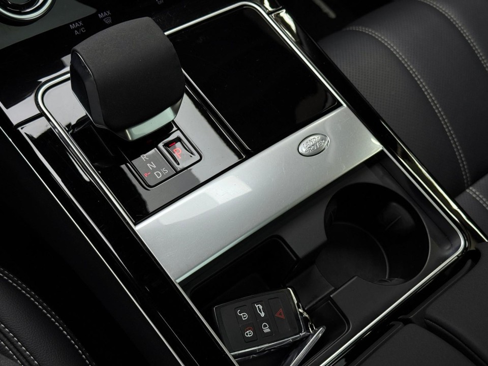 Land Rover Range Rover Velar P400e R-Dynamic - foto 25