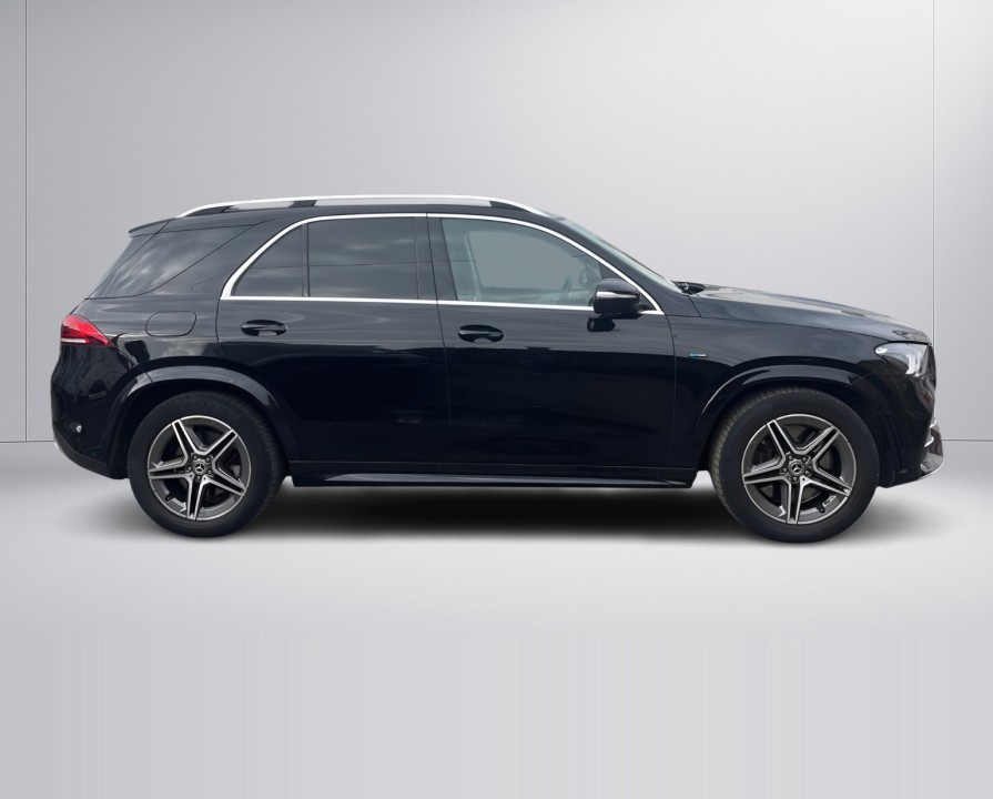 Mercedes-Benz GLE 350de 4MATIC AMG Line (2)
