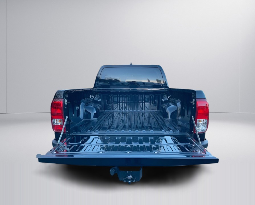 Toyota Hilux 2.4D Comfort (4)