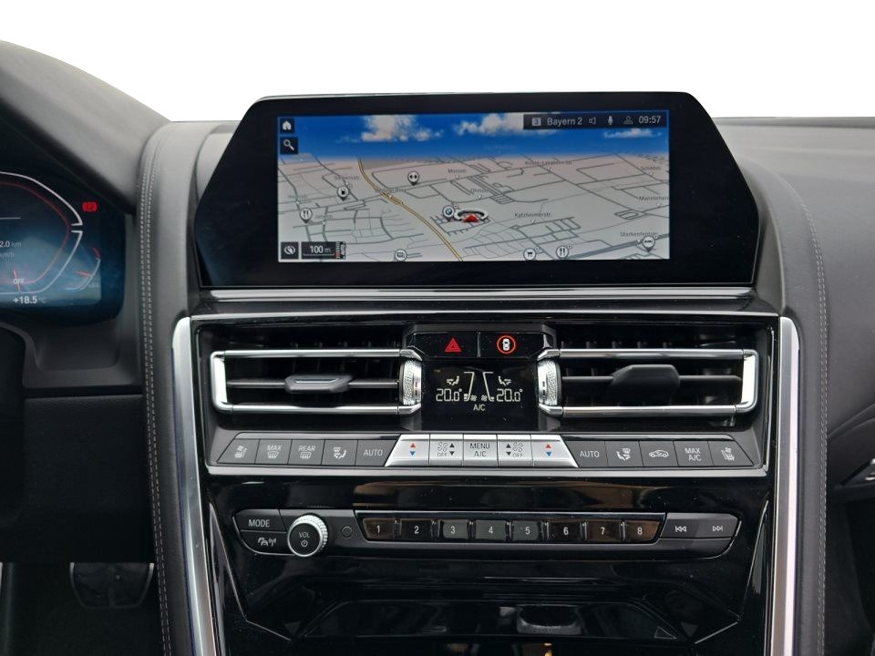 BMW Seria 8 M850i xDrive Coupe - foto 16