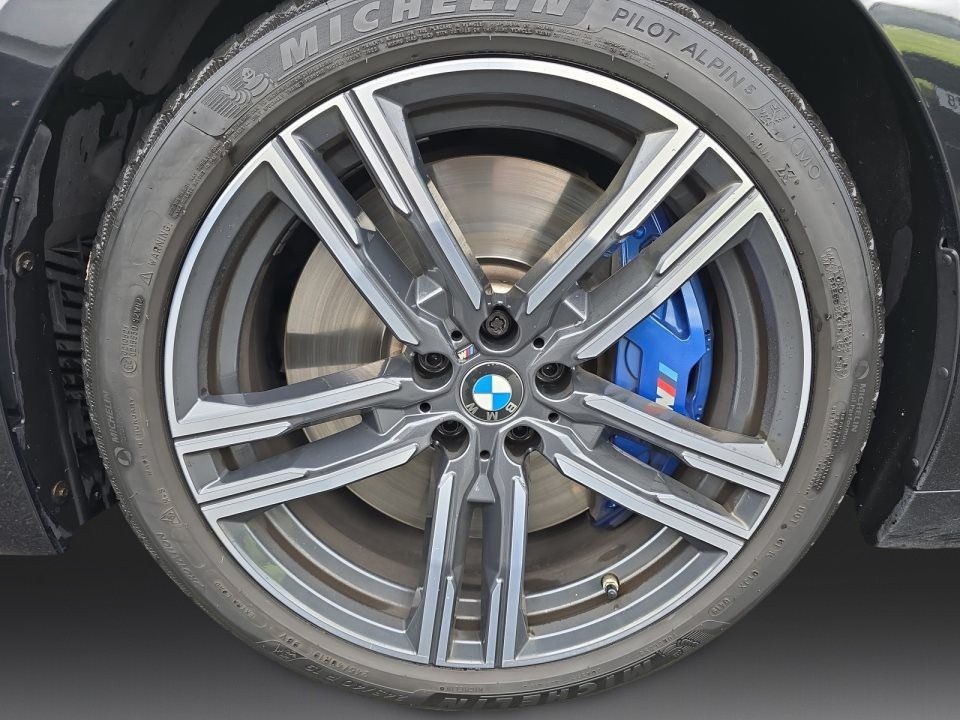 BMW Seria 8 M850i xDrive Coupe - foto 19