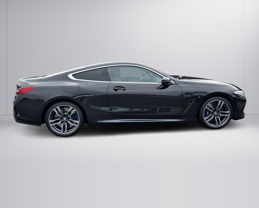 BMW Seria 8 M850i xDrive Coupe (2)