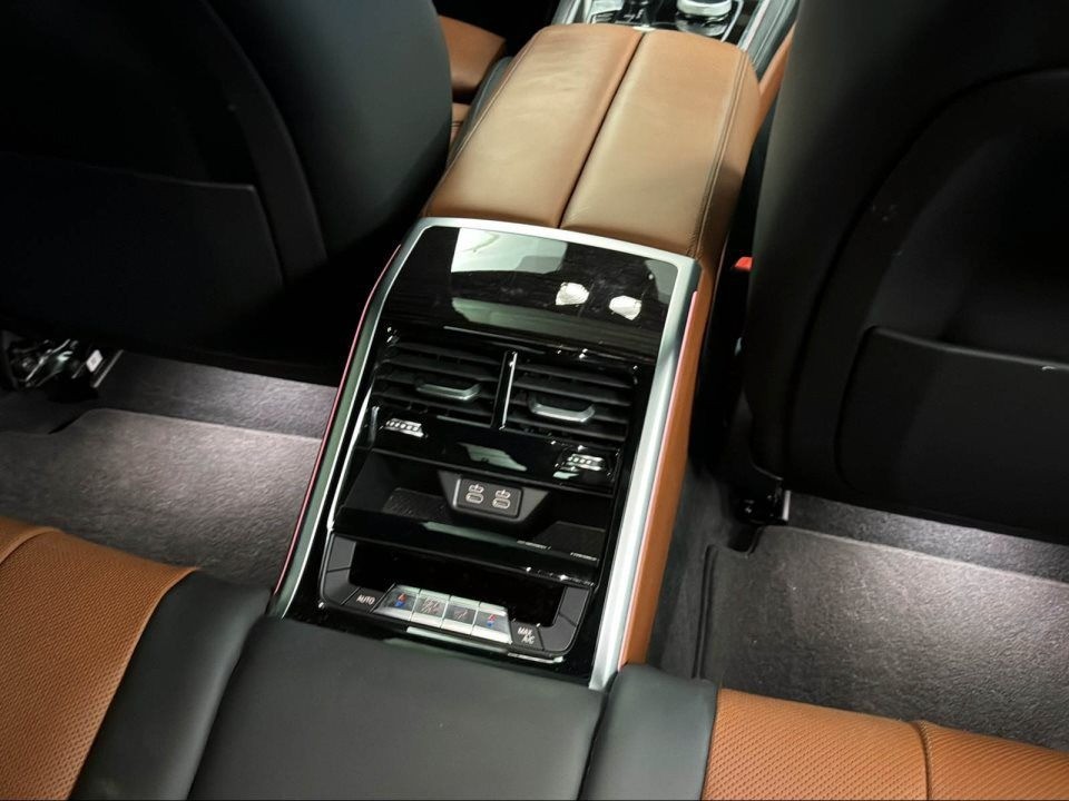 BMW Seria 8 840i Gran Coupe - foto 10