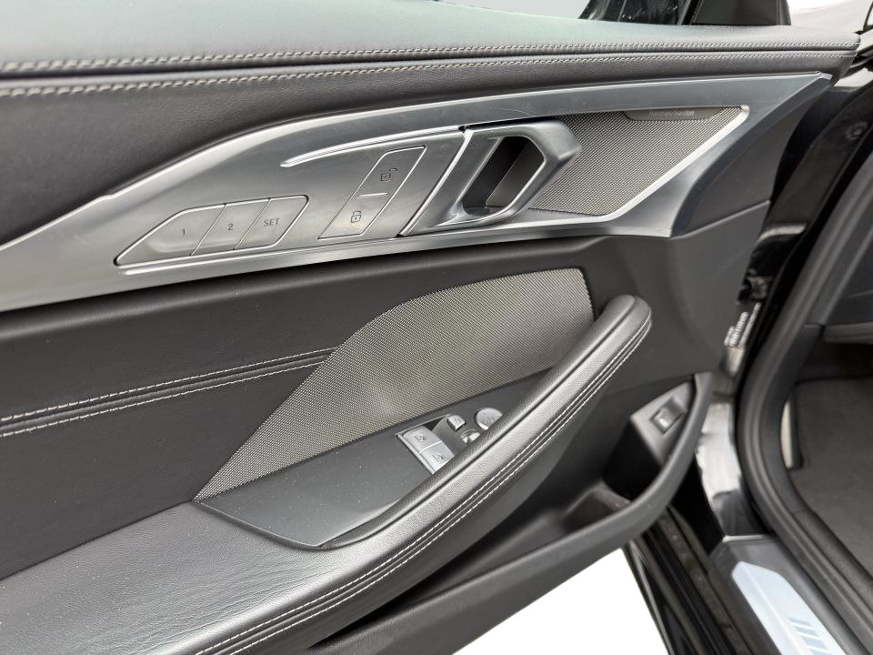 BMW Seria 8 M850i xDrive Coupe - foto 14