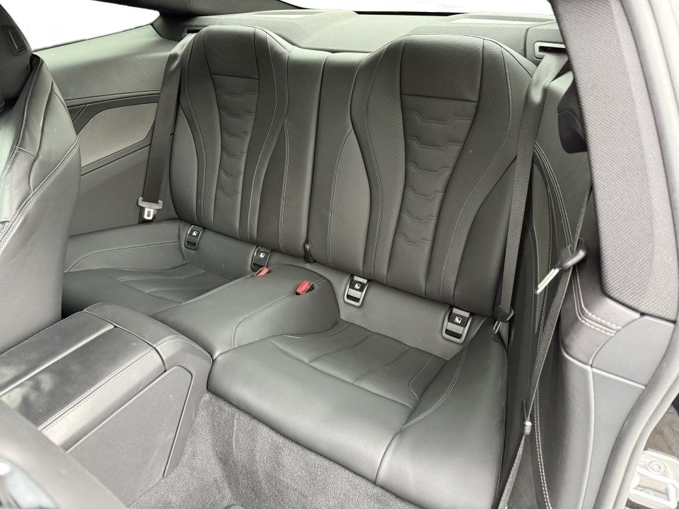 BMW Seria 8 M850i xDrive Coupe - foto 13