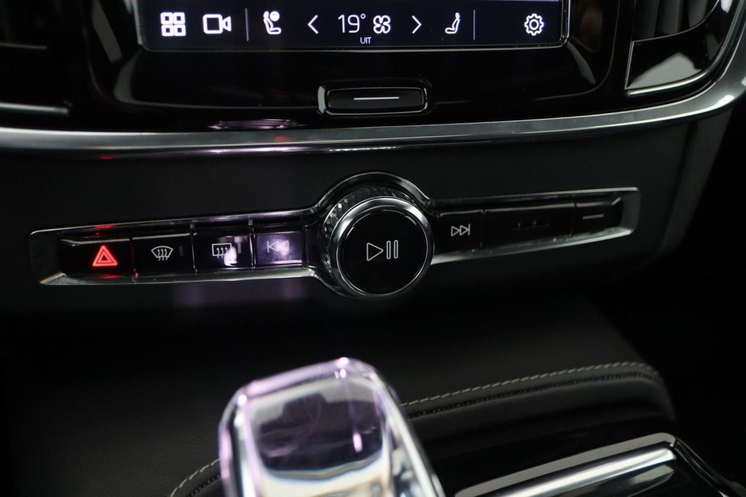 Volvo S90 T8 Recharge AWD Ultimate Dark - foto 38