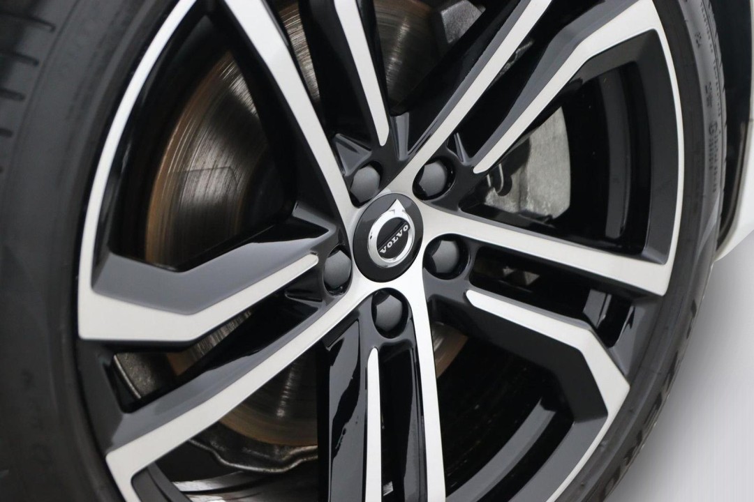 Volvo S90 T8 Recharge AWD Ultimate Dark - foto 42