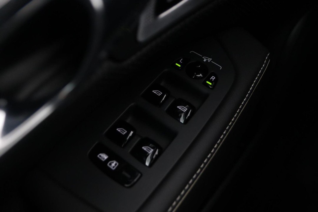 Volvo S90 T8 Recharge AWD Ultimate Dark - foto 23