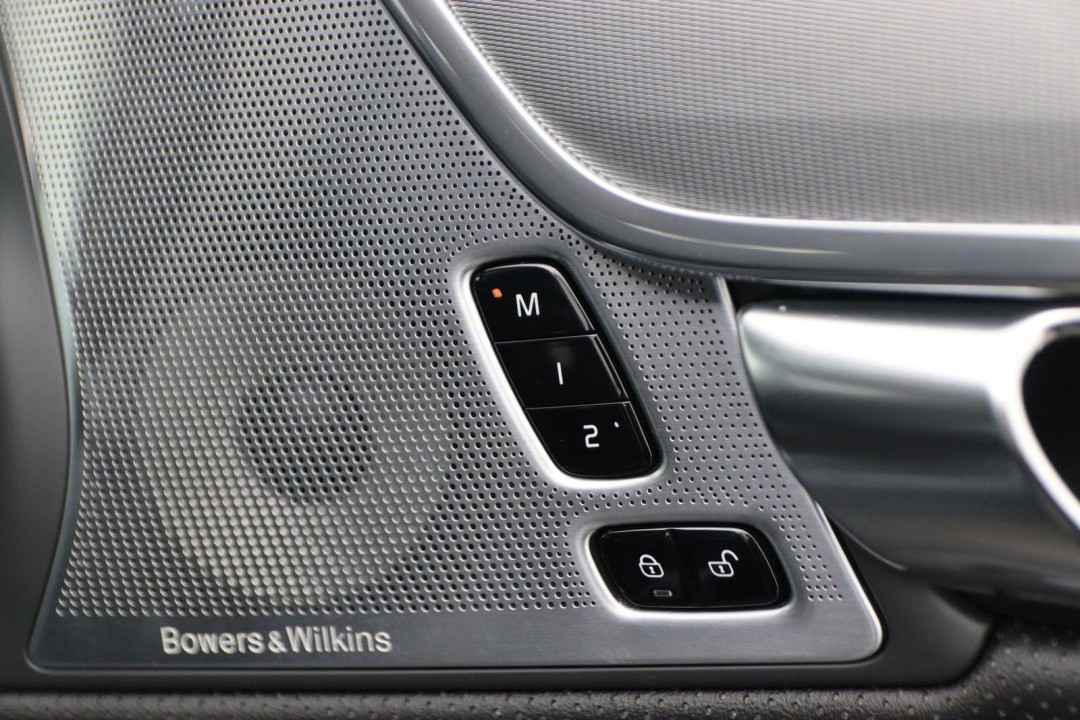 Volvo S90 T8 Recharge AWD Ultimate Dark - foto 26