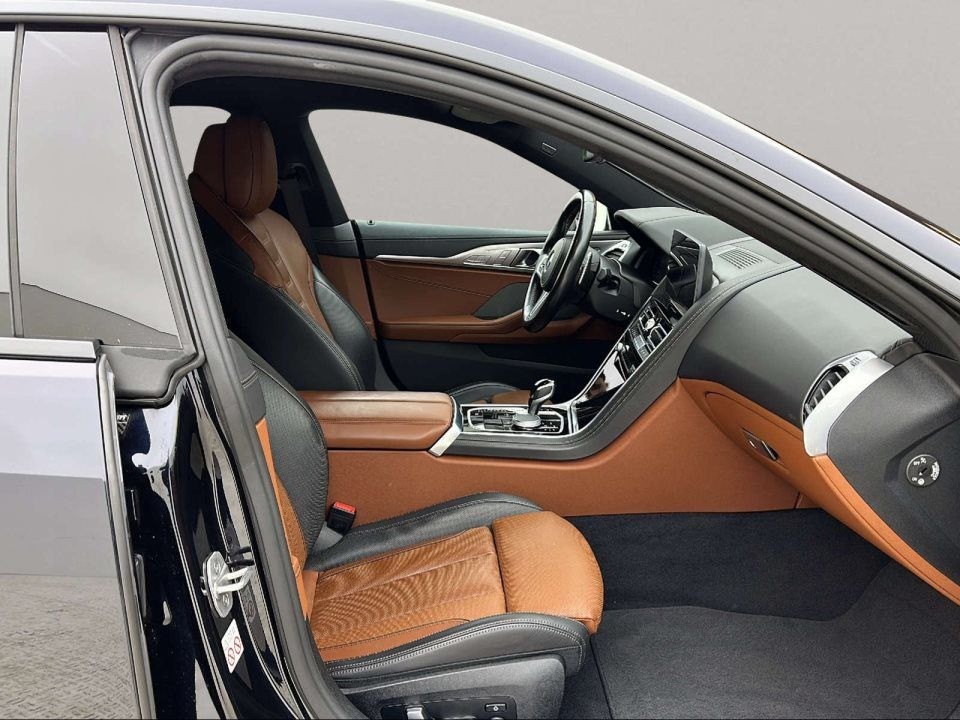 BMW Seria 8 M850i xDrive Gran Coupe - foto 8