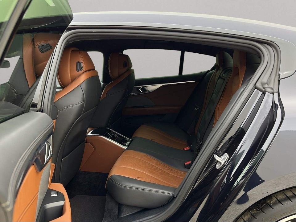 BMW Seria 8 M850i xDrive Gran Coupe - foto 9