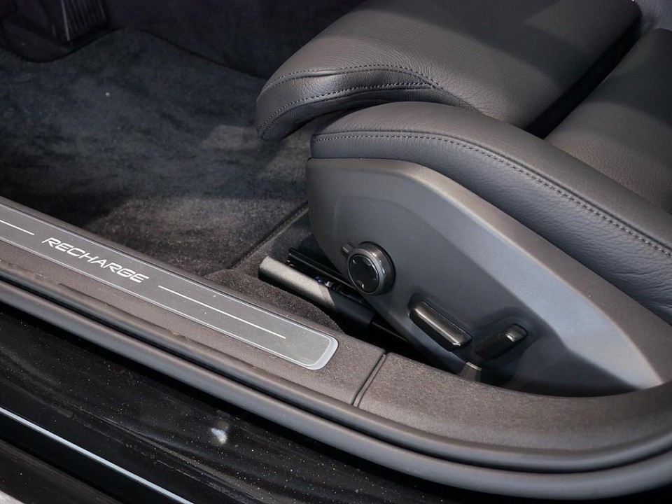 Volvo S90 T8 Recharge AWD Ultimate Dark - foto 12