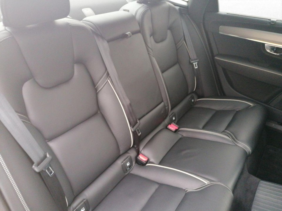 Volvo S90 T8 Recharge AWD - foto 12