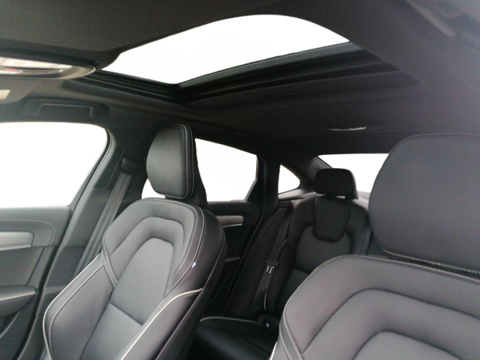 Volvo S90 T8 Recharge AWD - foto 17