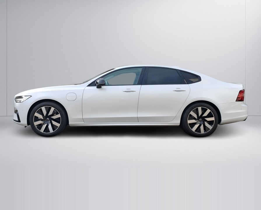 Volvo S90 T8 Recharge AWD Plus Dark (3)
