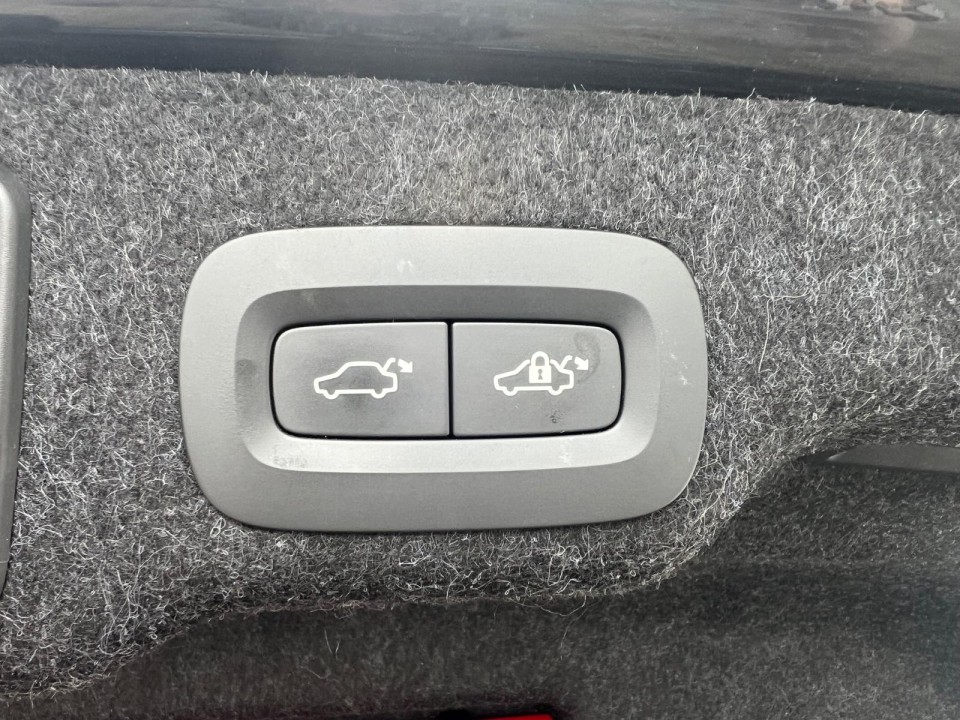 Volvo S90 T8 Recharge AWD Plus Dark - foto 14