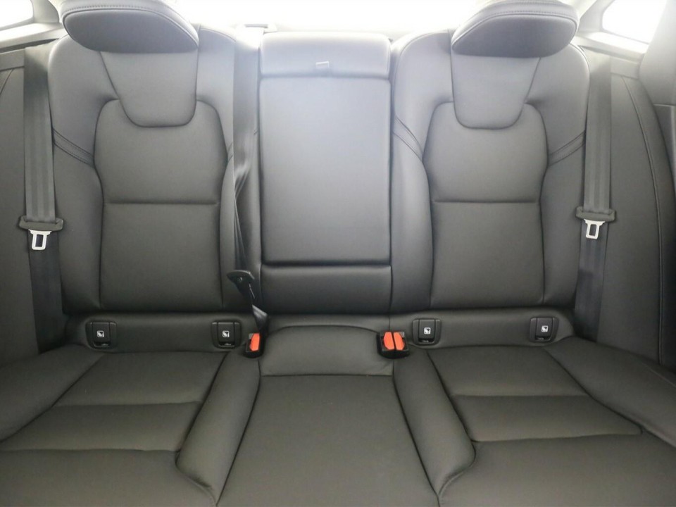 Volvo S90 T8 Recharge AWD Ultimate Dark - foto 7