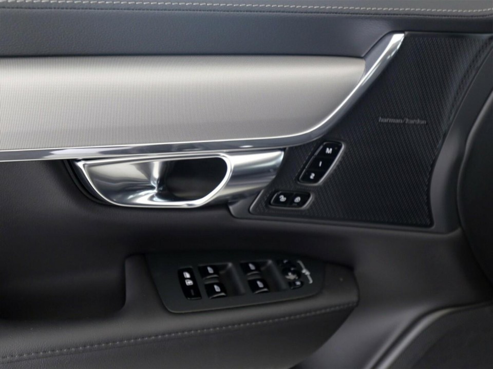 Volvo S90 T8 Recharge AWD Ultimate Dark - foto 9