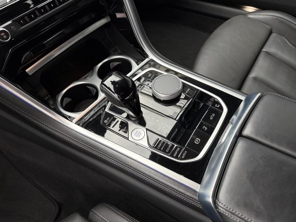 BMW Seria 8 M850i xDrive Cabriolet - foto 13