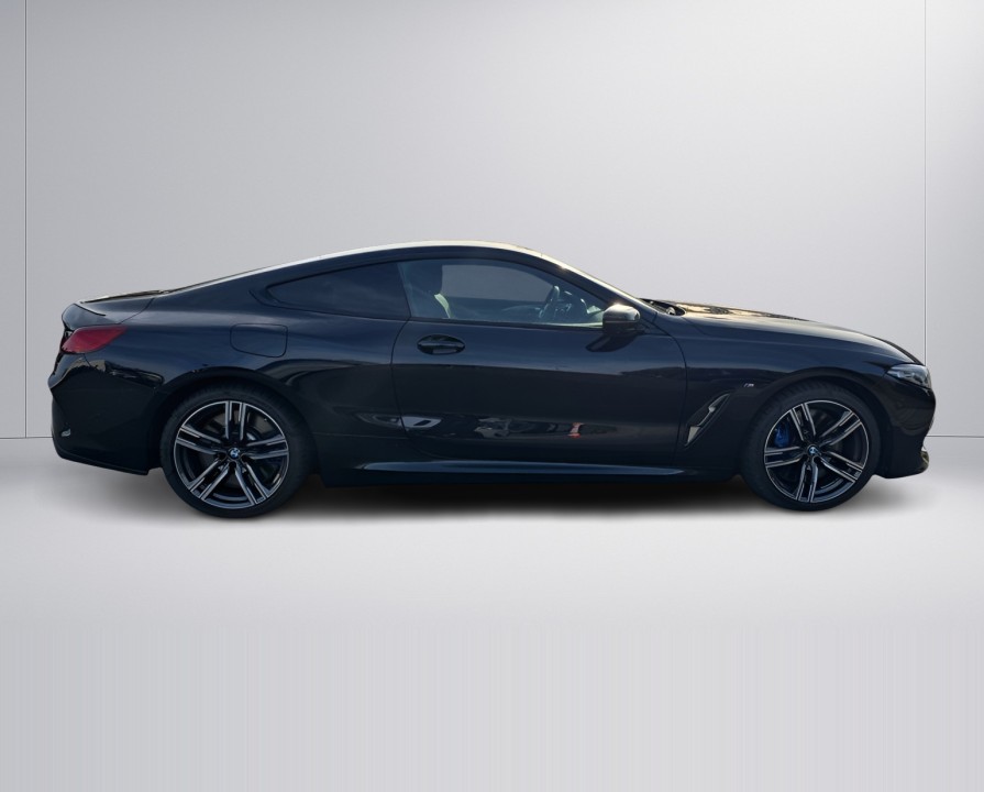 BMW Seria 8 M850i xDrive Coupe (2)