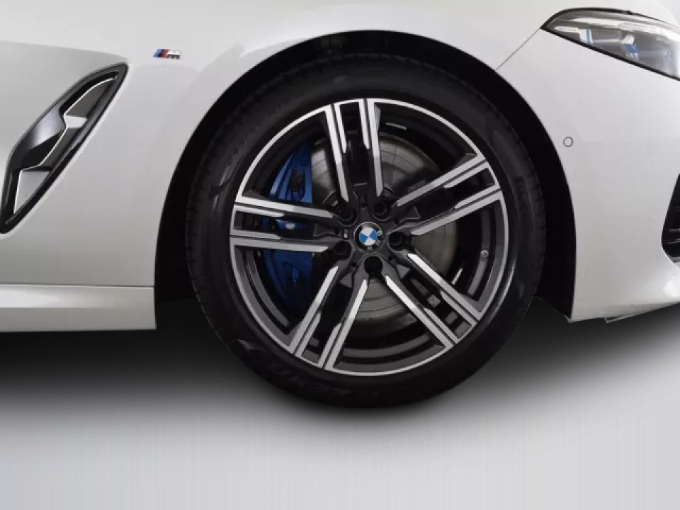 BMW Seria 8 840i Cabrio - foto 11