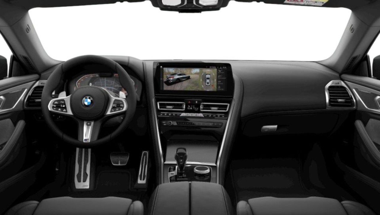 BMW Seria 8 840i xDrive Coupe (3)