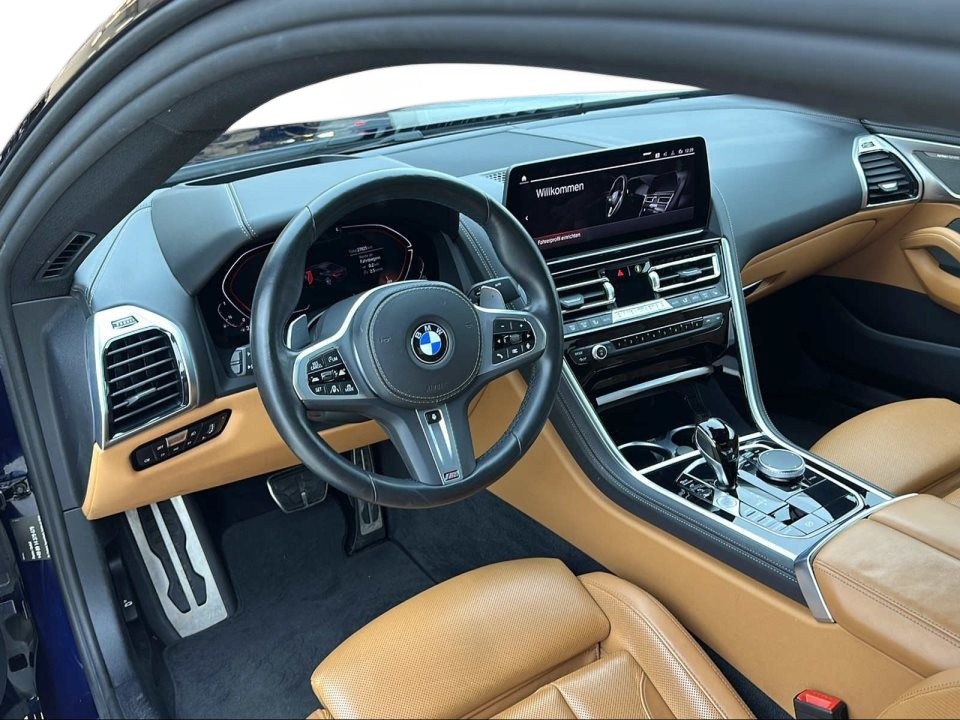 BMW Seria 8 840i Coupe (4)