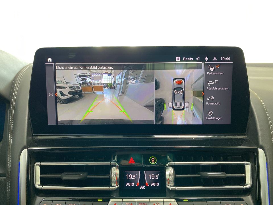 BMW Seria 8 M850i xDrive Gran Coupe - foto 13