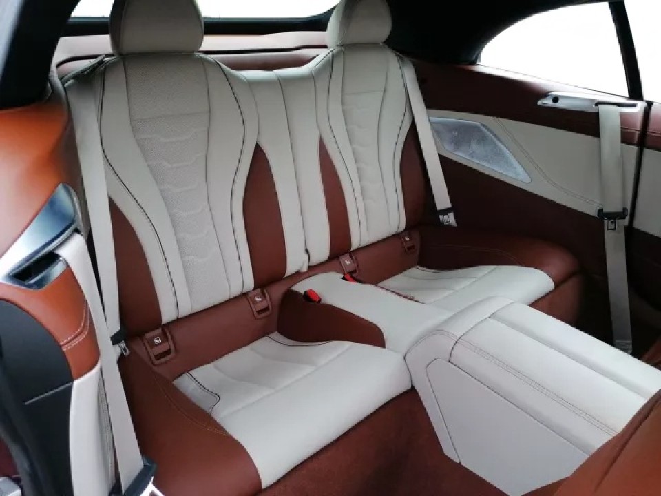 BMW Seria 8 840d xDrive Cabriolet - foto 12