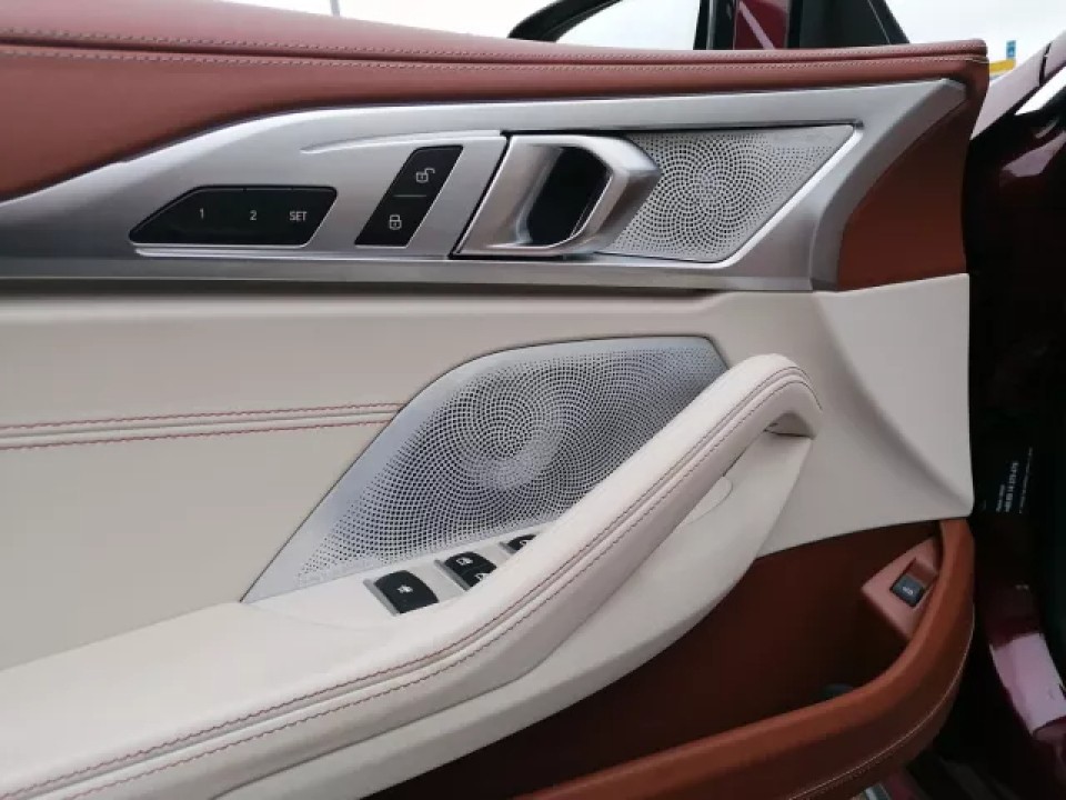 BMW Seria 8 840d xDrive Cabriolet - foto 21