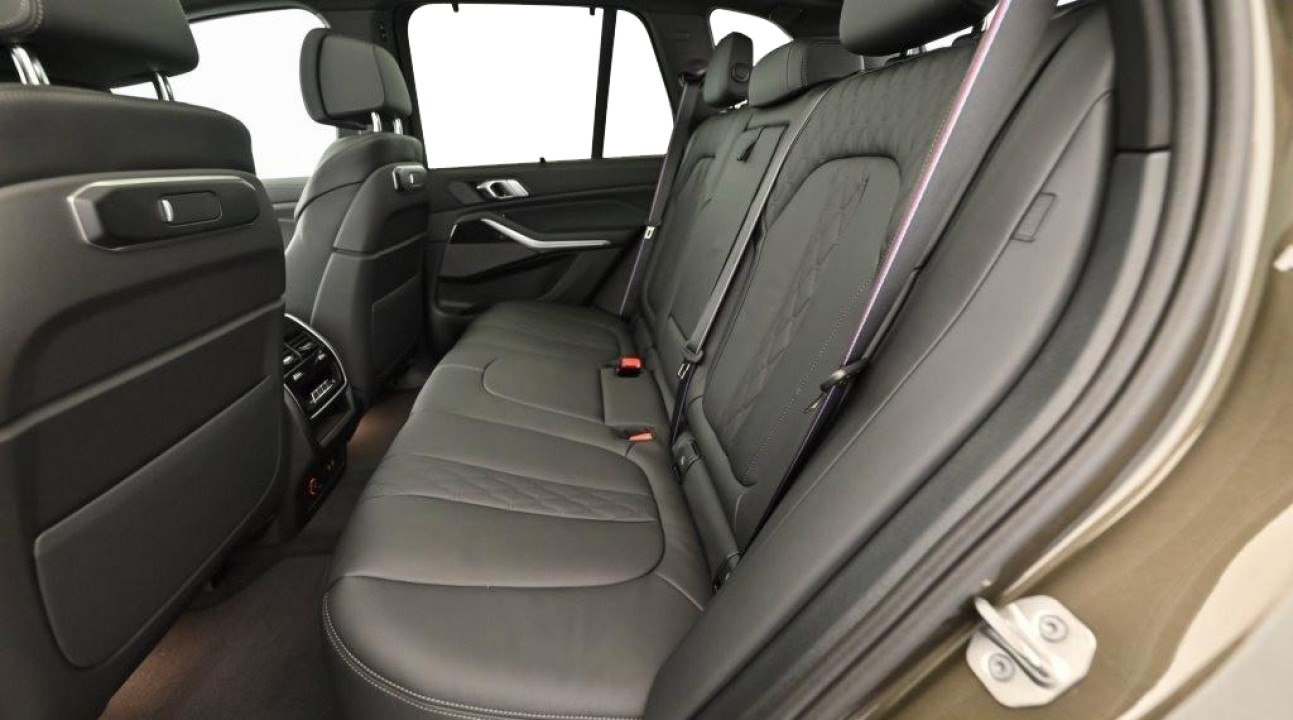 BMW X5 xDrive40d M-Sport - foto 9