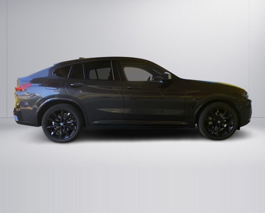 BMW X4 xDrive30d M-Sport (2)