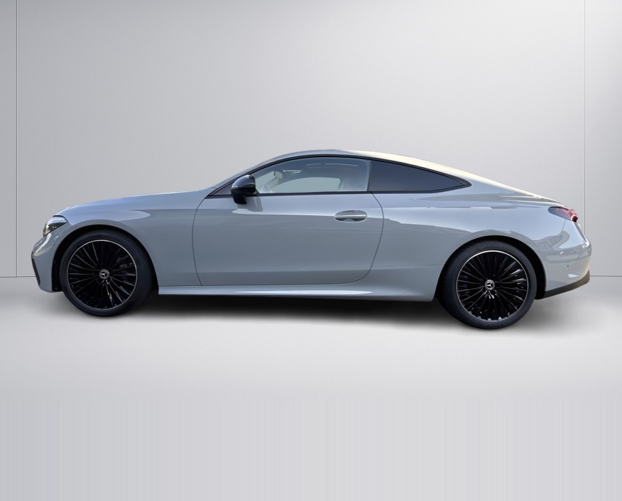 Mercedes-Benz CLE 300 4MATIC AMG (3)