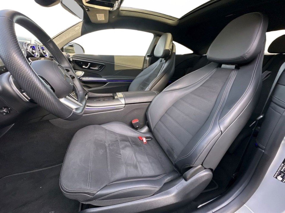 Mercedes-Benz CLE 300 4MATIC AMG (5)