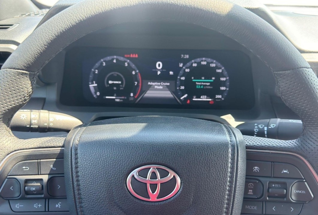 Toyota Tacoma - foto 10