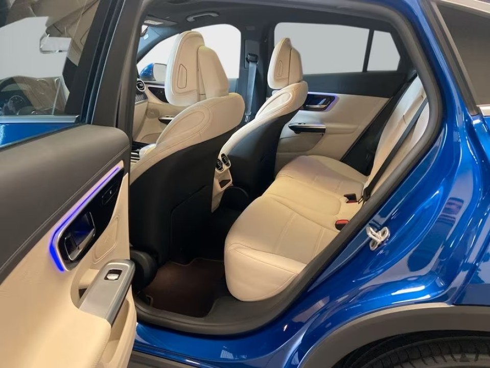 Mercedes-Benz GLC Coupe 300d 4MATIC Avantgarde - foto 8