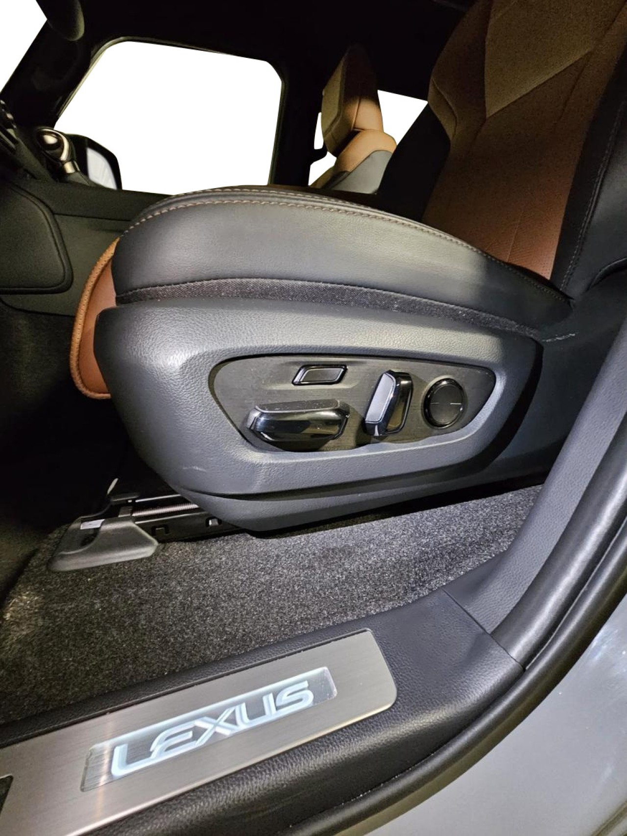 Lexus Seria GX 550 Luxury - foto 23