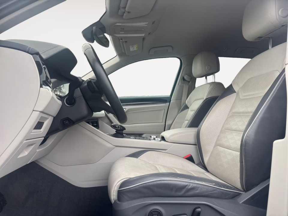 Volkswagen Touareg Elegance 4Motion - foto 12
