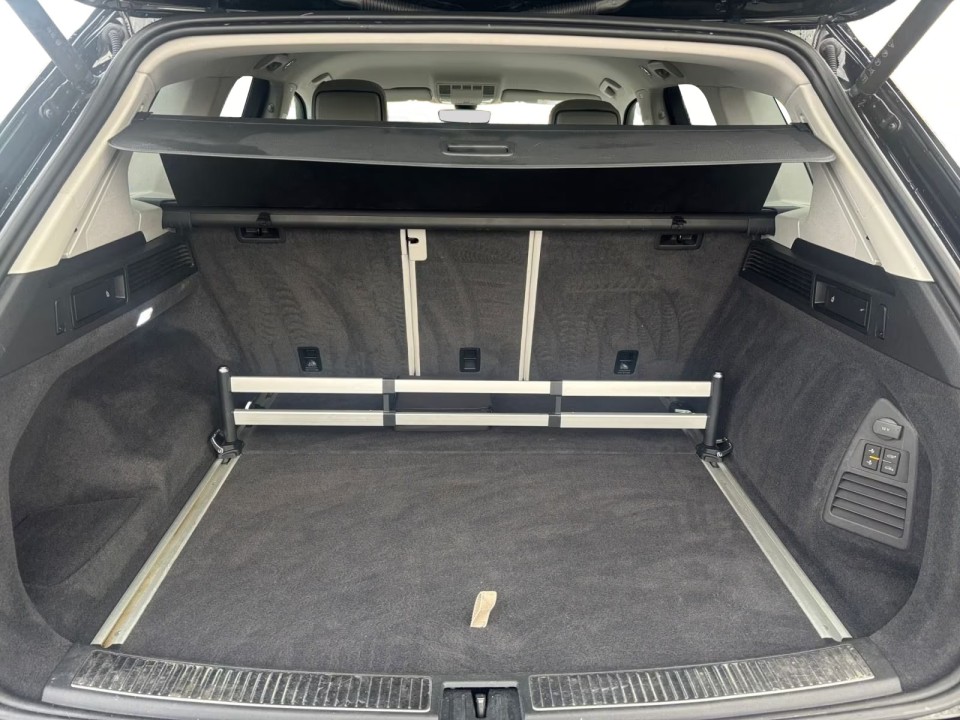 Volkswagen Touareg Elegance 4Motion - foto 17