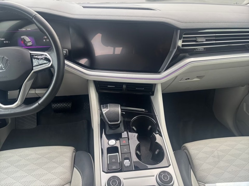 Volkswagen Touareg Elegance 4Motion - foto 11