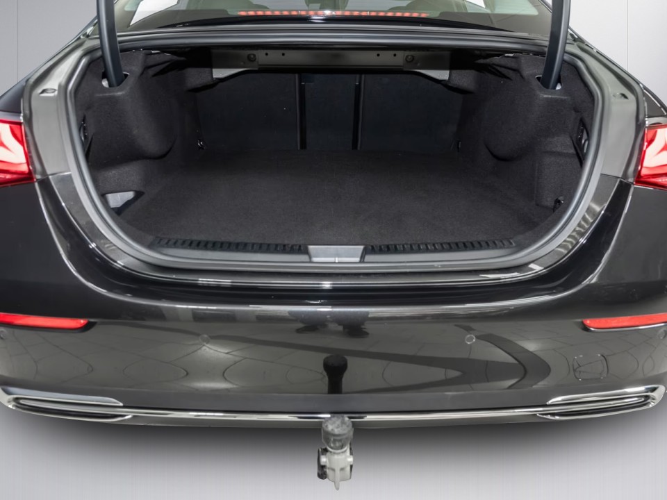 Mercedes-Benz E 300de - foto 19