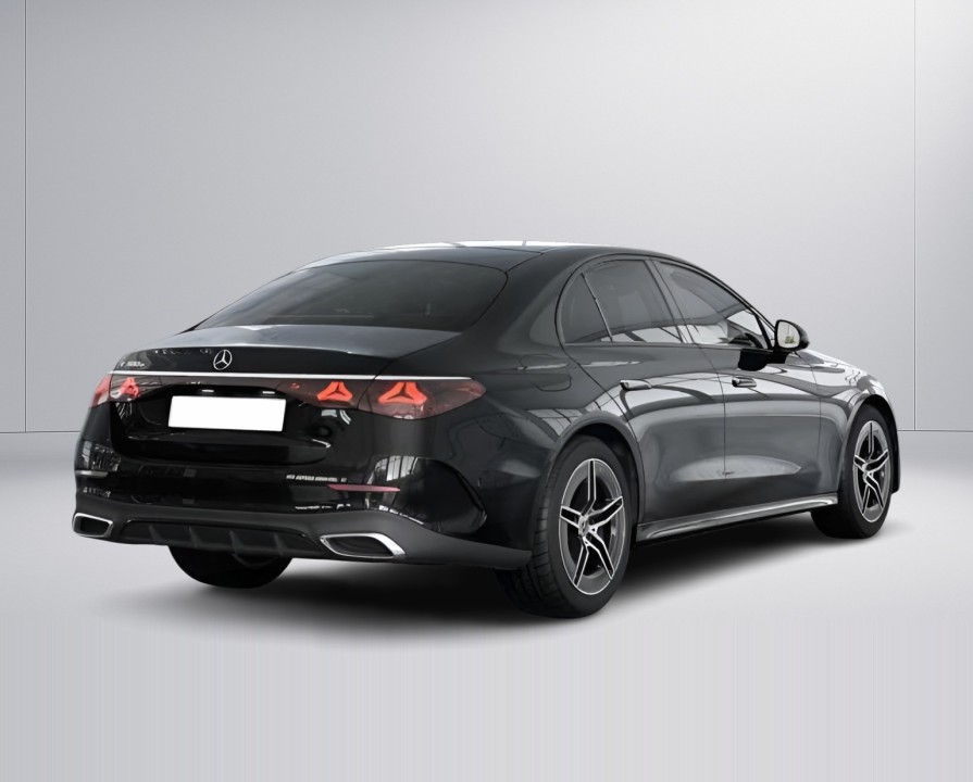 Mercedes-Benz E 300e AMG (5)