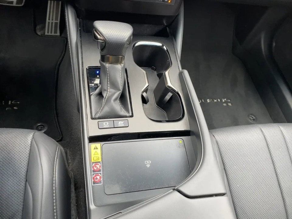 Lexus Seria ES 300h F-Sport - foto 10