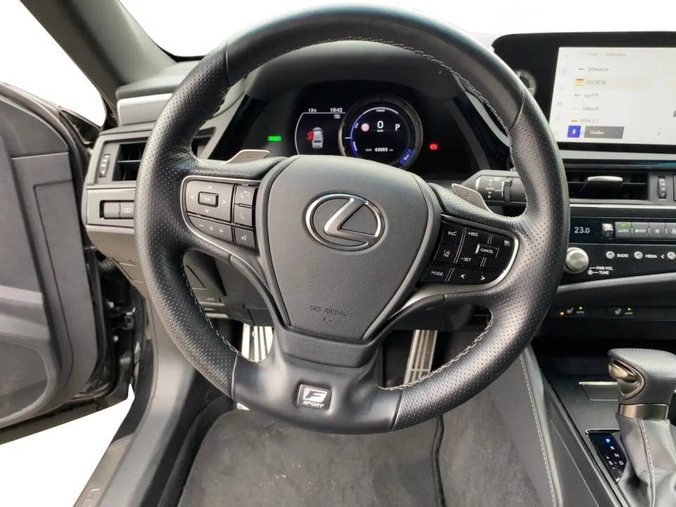 Lexus Seria ES 300h F-Sport - foto 6